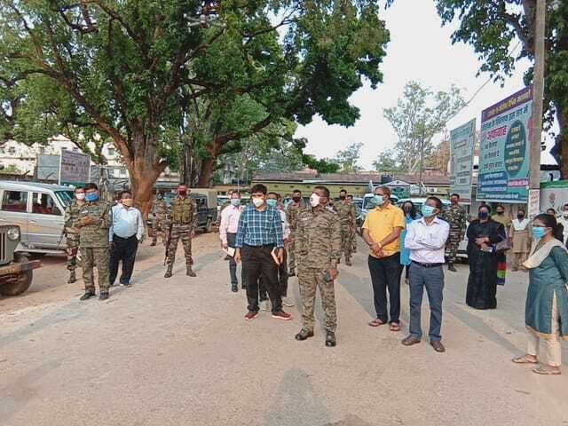 गुमला में सख्ती, अब ड्रोन कैमरा से हाट, बाजार की होगी निगरानी, हुआ रिहर्सल