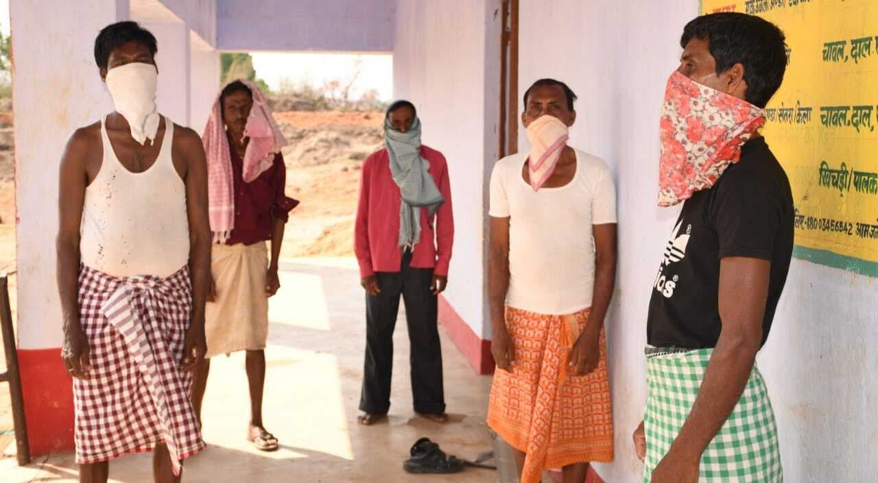 Coronavirus Lockdown: ओड़िशा से पैदल चलकर कसमार पहुंचे 9 लोग, क्वारेंटाइन में रखा गया