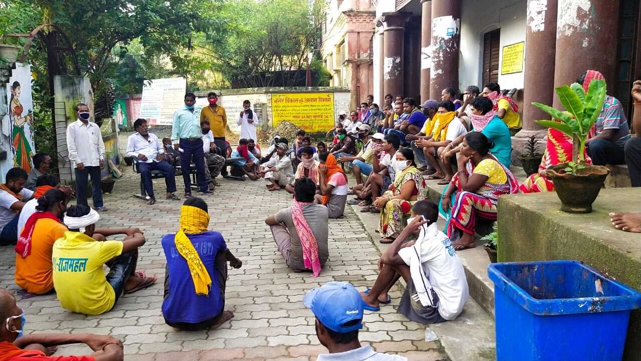 यूपी के हाथरस में सामूहिक बलात्कार की शिकार बिटिया के दुष्कर्मियों को मिले फांसी, झारखंड के साहिबगंज से उठी मांग