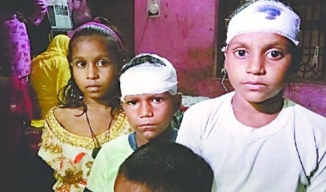 Bareilly News: बारिश का खौफनाक कहर, मकान गिरने के अलग-अलग हादसे में तीन की मौत, चार घायल Bareilly News: बारिश का खौफनाक कहर, मकान गिरने के अलग-अलग हादसे में तीन की मौत, चार घायल