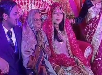 इंडोनेशिया की लड़की को हुआ बिहारी लड़के से प्यार, मोतिहारी आकर दोनों ने किया हिन्दू रीति रिवाज से विवाह