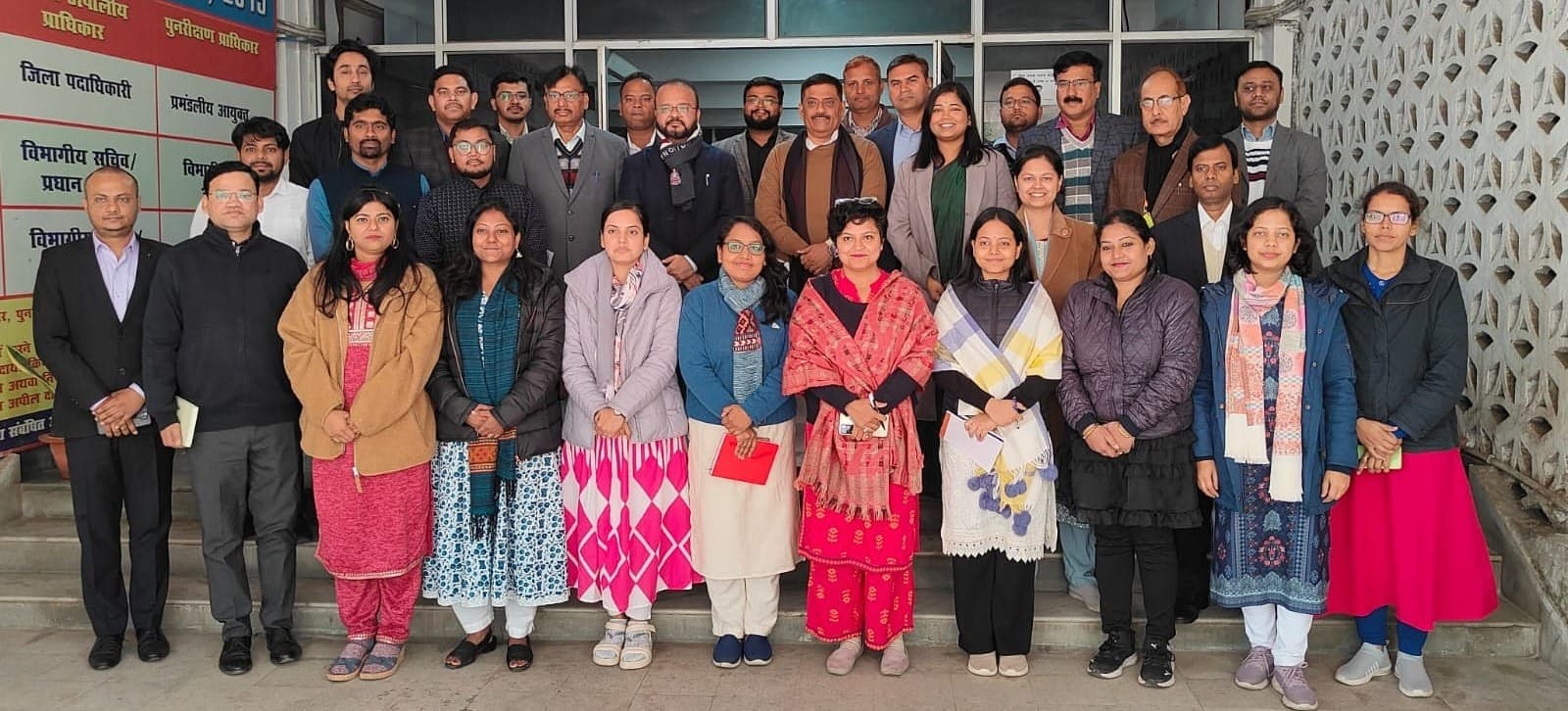 नीतीश सरकार की योजनाओं में महिलाएं प्राथमिकता, बोले संजय झा- आधी आबादी के जीवन में आया है क्रांतिकारी परिवर्तन