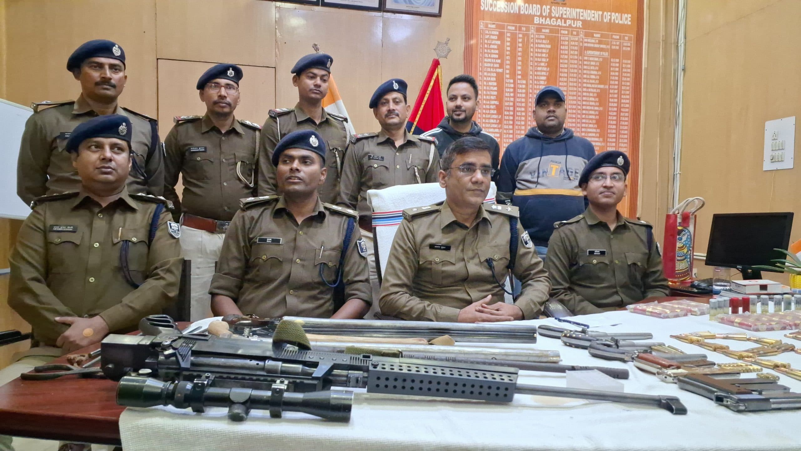 भागलपुर में मुखिया और जिला परिषद सदस्य का बेटा निकला हथियार तस्कर, ड्रग्स पैडलर के मोबाइल ने खोला राज