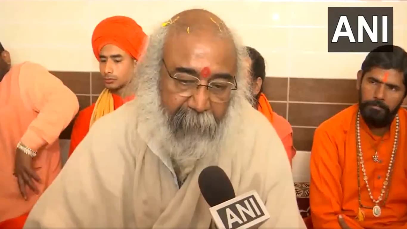 Pramod Krishnam: आचार्य प्रमोद कृष्णम ने कांग्रेस को ‘डूबता हुआ जहाज’ बताया, कहा- राहुल गांधी दिमाग खो चुके हैं