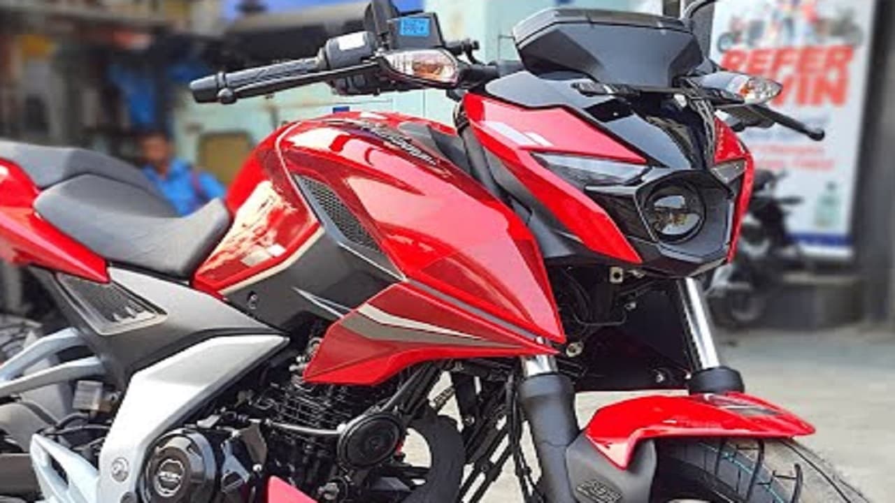 हीरो एक्स्ट्रीमको चैलेंज दे रही Bajaj की 164 सीसी वाली बाइक! माइलेज 59 kmpl