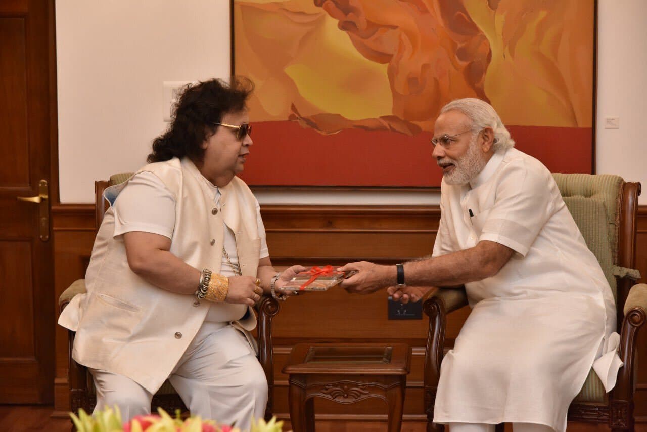 ‍Bappi Lahiri: याद आ रहा तेरा प्यार... गुम हो गई अमर गायिकी की आवाज, पीएम मोदी समेत कई लोगों ने जताया दुख
