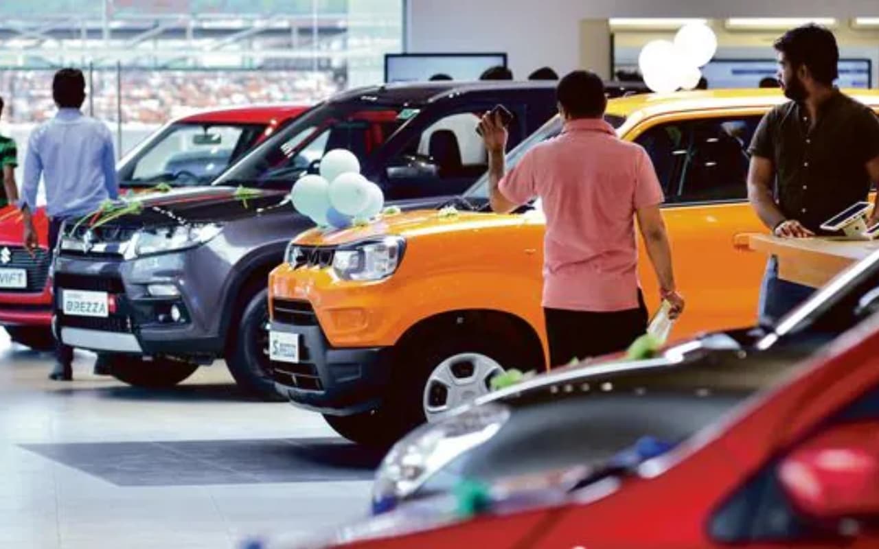 फेस्टिवल सीजन में वाहनों की रिकार्ड बिक्री, 42 दिनों में बिकी 38 लाख गाड़ियां