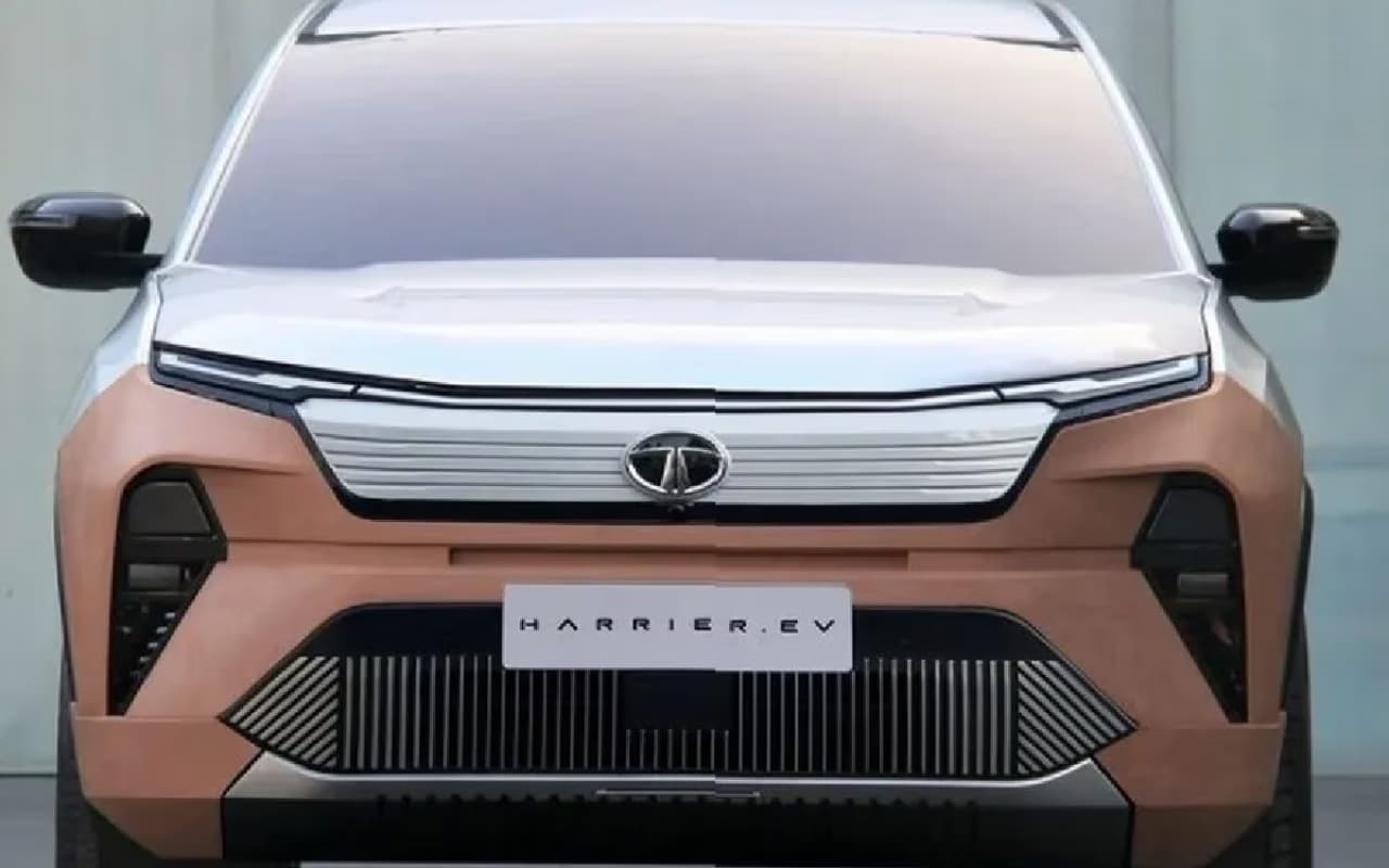 Tata Harrier EV एक बार फिर सुर्खियों में, जानें क्या है खास और किसे मिलेगी कड़ी टक्कर!