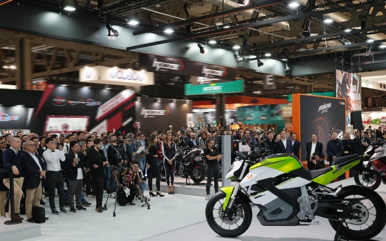 इस कंपनी ने एक महीने में बेच डाले 3 लाख से ज्यादा टू-व्हीलर्स, टूटे सारे रिकार्ड!