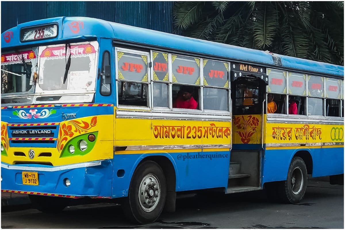 WB : हाईकाेर्ट का नियम लागू हुआ, तो बढ़ेगी लोगों की परेशानी, 2500 से अधिक निजी बसों का रद्द हो सकता है परमिट