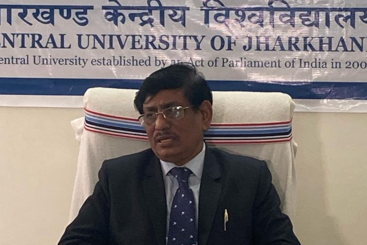 CUJ Third Convocation: राष्ट्रपति द्रौपदी मुर्मू 28 फरवरी को तीन विद्यार्थियों को देंगी चांसलर मेडल, 67 को मिलेगा गोल्ड मेडल