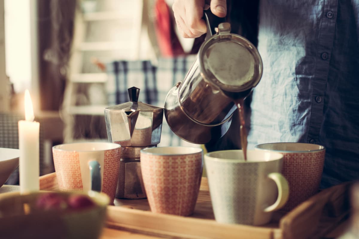 Disadvantages Of Coffee: सुबह में खाली पेट कॉफी पीने की आदत है तो हो जाएं सतर्क, अन्यथा उठाने पड़ सकते हैं नुकसान