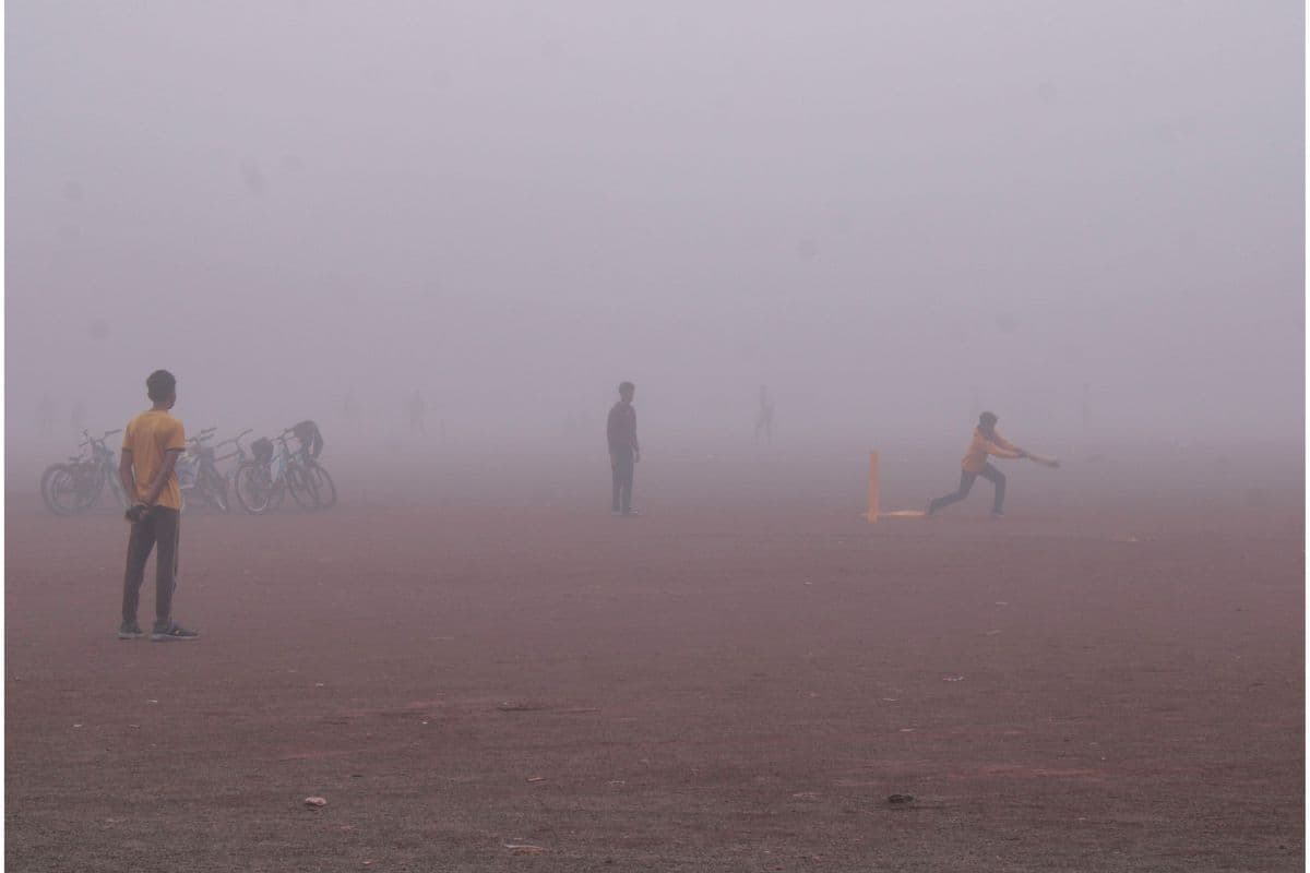 Bengal Weather Forecast : कोलकाता में एक दिन में तीन डिग्री कम हुआ तापमान और ठंड बढ़ने की संभावना