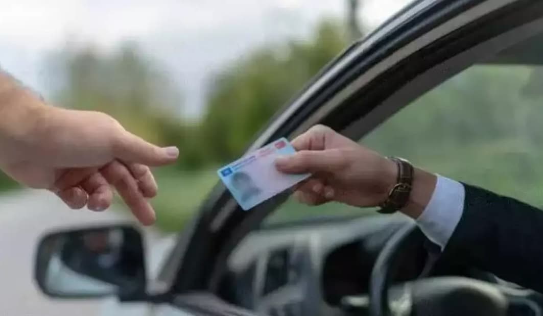 ड्राइविंग लाइसेंस नहीं है तो भरना होगा जुर्माना, जानें कैसे करें आवेदन