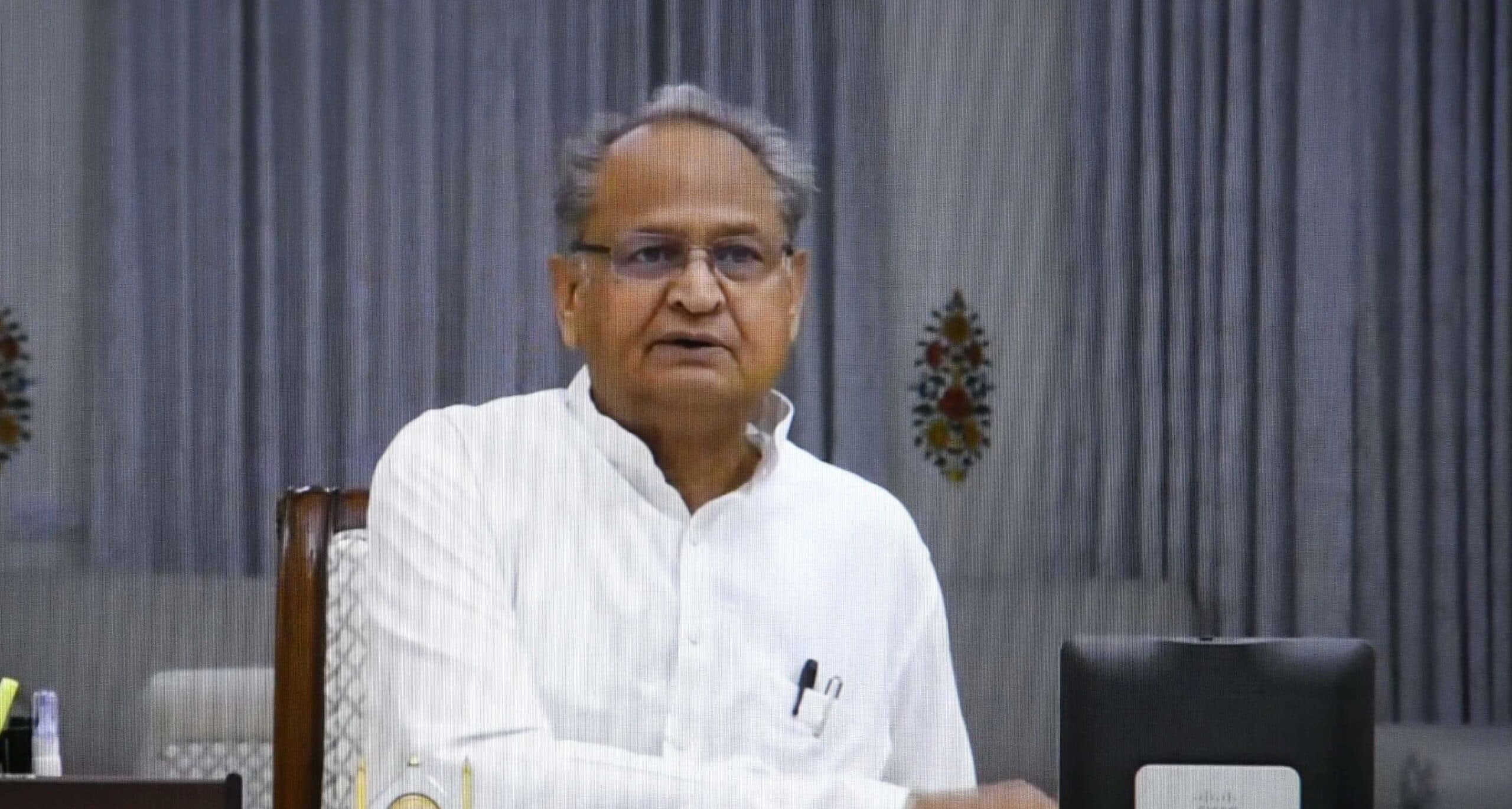 REET Exam 2021 से पहले सॉल्वर गैंग ने बढ़ाई सरकार की टेंशन! सीएम अशोक गहलोत ने लोगों से की ये अपील