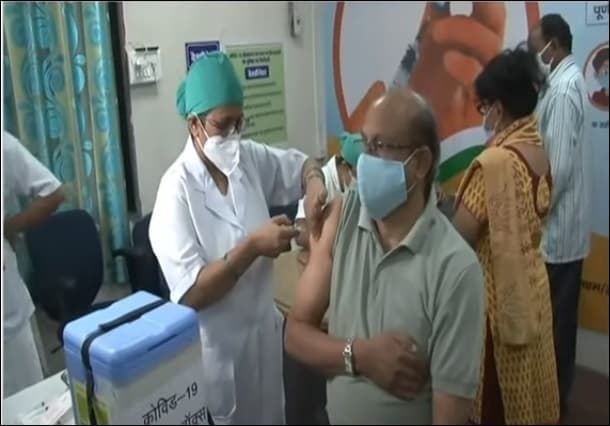 DCGI ने दवा निर्माता कंपनी Cipla को दी Moderna कोविड वैक्सीन के आयात की मंजूरी