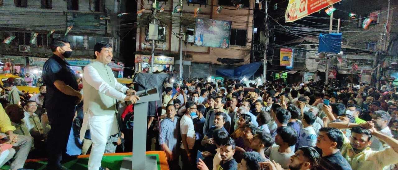 Bengal Chunav 2021: हावड़ा में बीजेपी नेता शाहनवाज हुसैन पर पथराव! बोले शाहनवाज ‘हम सभी पत्थर को फूल में बदल देंगे’