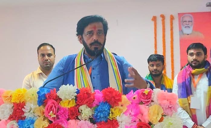 UP Election 2022: प्रियंका गांधी के आने से SP को नुकसान, BJP की सरकार तय- रवि किशन UP Election 2022: प्रियंका गांधी के आने से SP को नुकसान, BJP की सरकार तय- रवि किशन