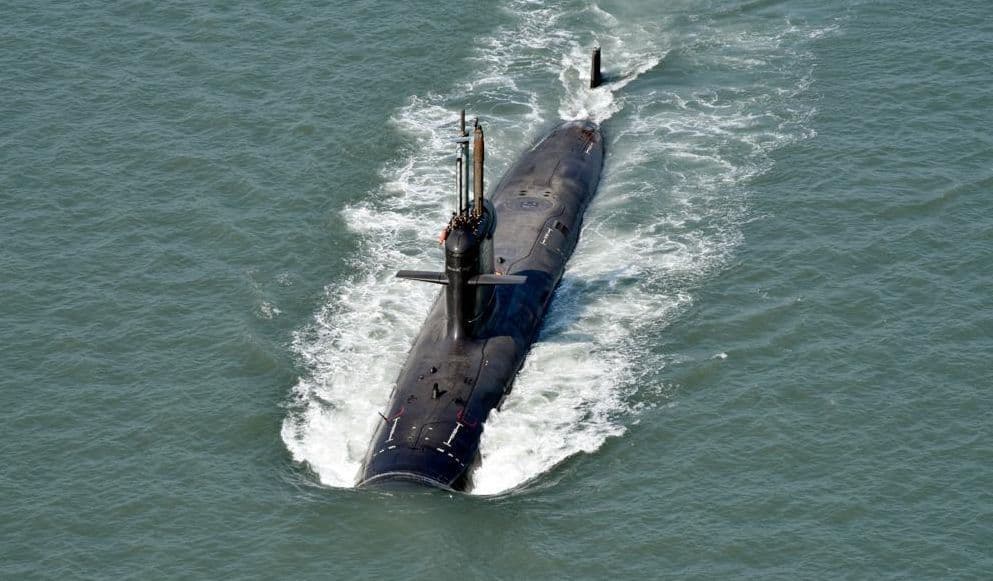 INS Vela: भारतीय नौसेना के बेड़े में खतरनाक सबमरीन, पानी के अंदर से जेट्स को मार गिराने में माहिर