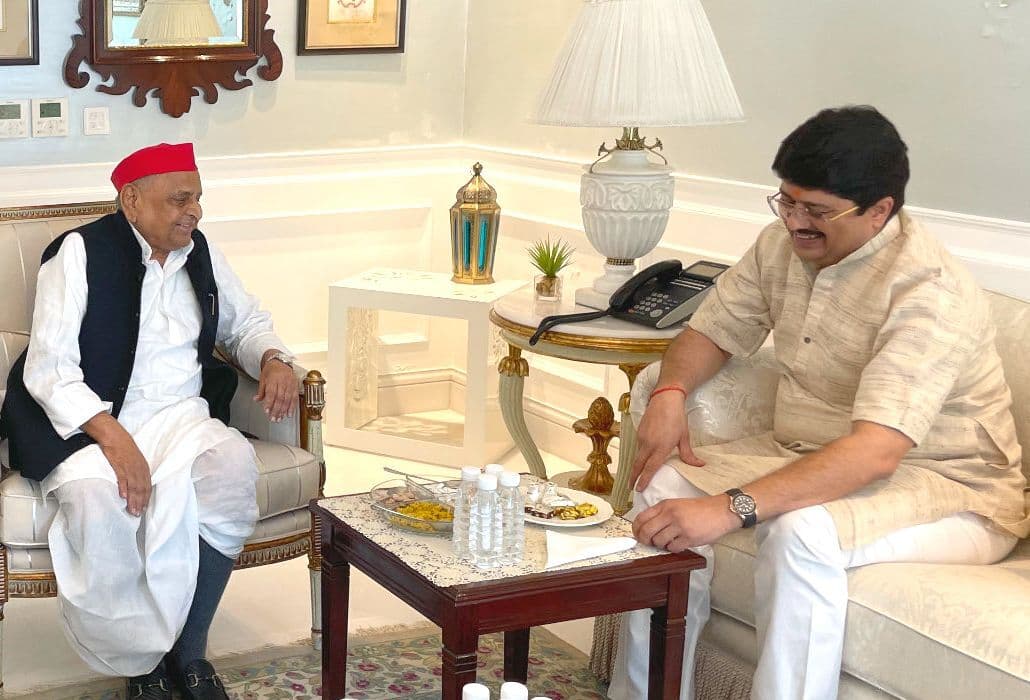 UP Election 2022: सपा सरकार में रघुराज प्रताप सिंह उर्फ राजा भैया मंत्री रहे, अखिलेश क्यों नहीं पहचानते हैं?