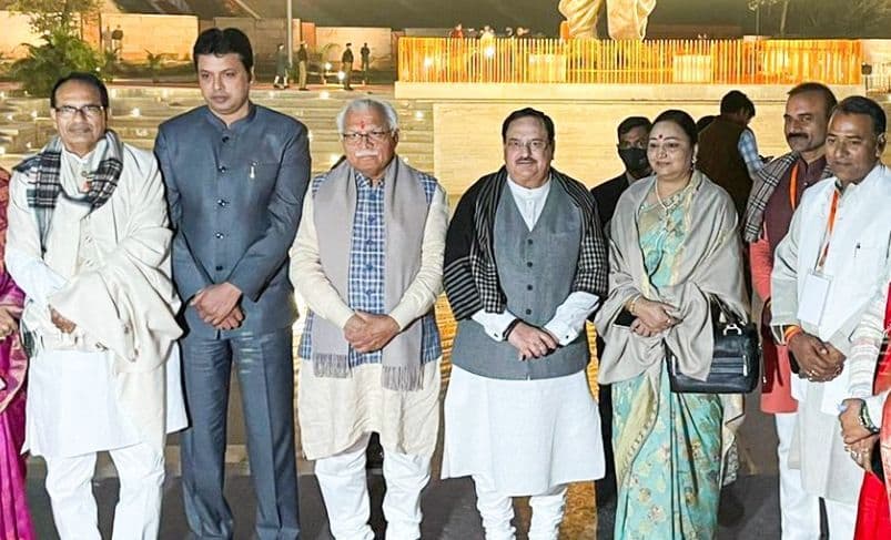 अयोध्या में VVIP अतिथियों ने रामलला के किए दर्शन, जेपी नड्डा बोले- करोड़ों भारतीयों की इच्छा हुई पूरी