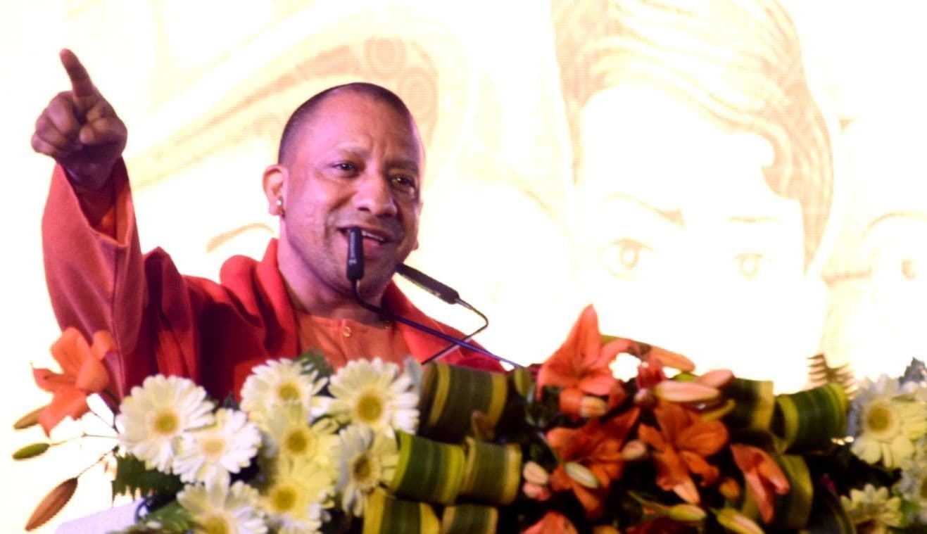 UP Election 2022: असदुद्दीन ओवैसी को सीएम योगी ने दिया जवाब- भारत शरीयत नहीं, संविधान से चलेगा...