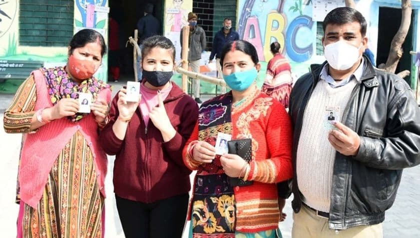 यूपी चुनाव 2022: योगी के 9 मंत्रियों की किस्मत ईवीएम में बंद, अब नतीजों के ऐलान का इंतजार