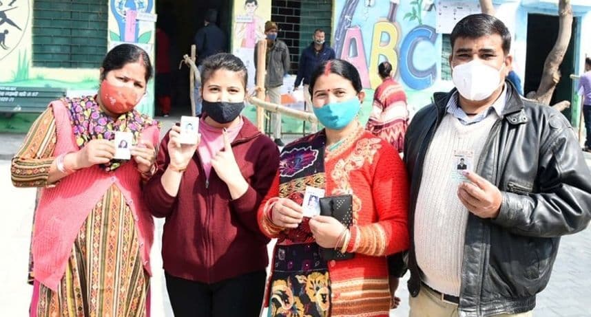 UP Chunav 2022: यूपी चुनाव के चौथे चरण में आज 59 सीटों पर मतदान, यहां देखिए डेडिकेटेड ग्राफिक्स