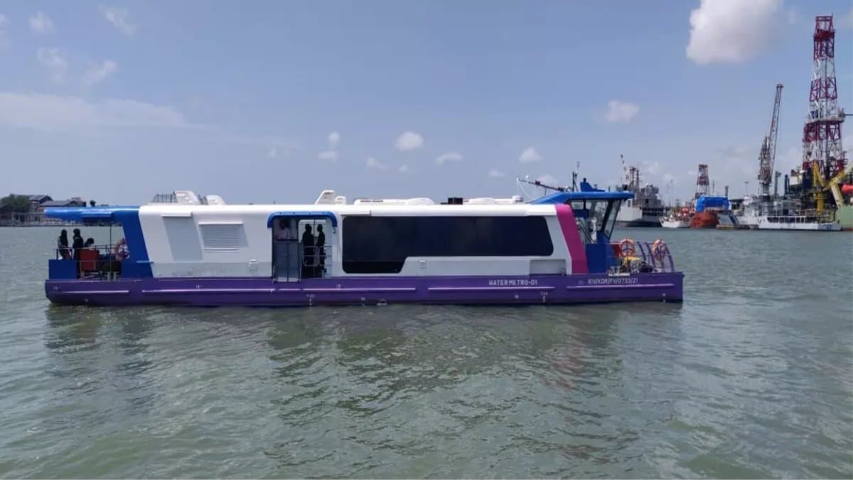 Ayodhya Ram Mandir : सरयू नदी में कीजिए वाटर मेट्रो से सफर, श्रद्धालुओं को जलविहार में नहीं होगी कोई कमी