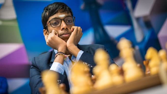 CHESS: विश्व चैंपियन को हराकर Praggnanandhaa बने नंबर-1, आनंद को छोड़ा पीछे