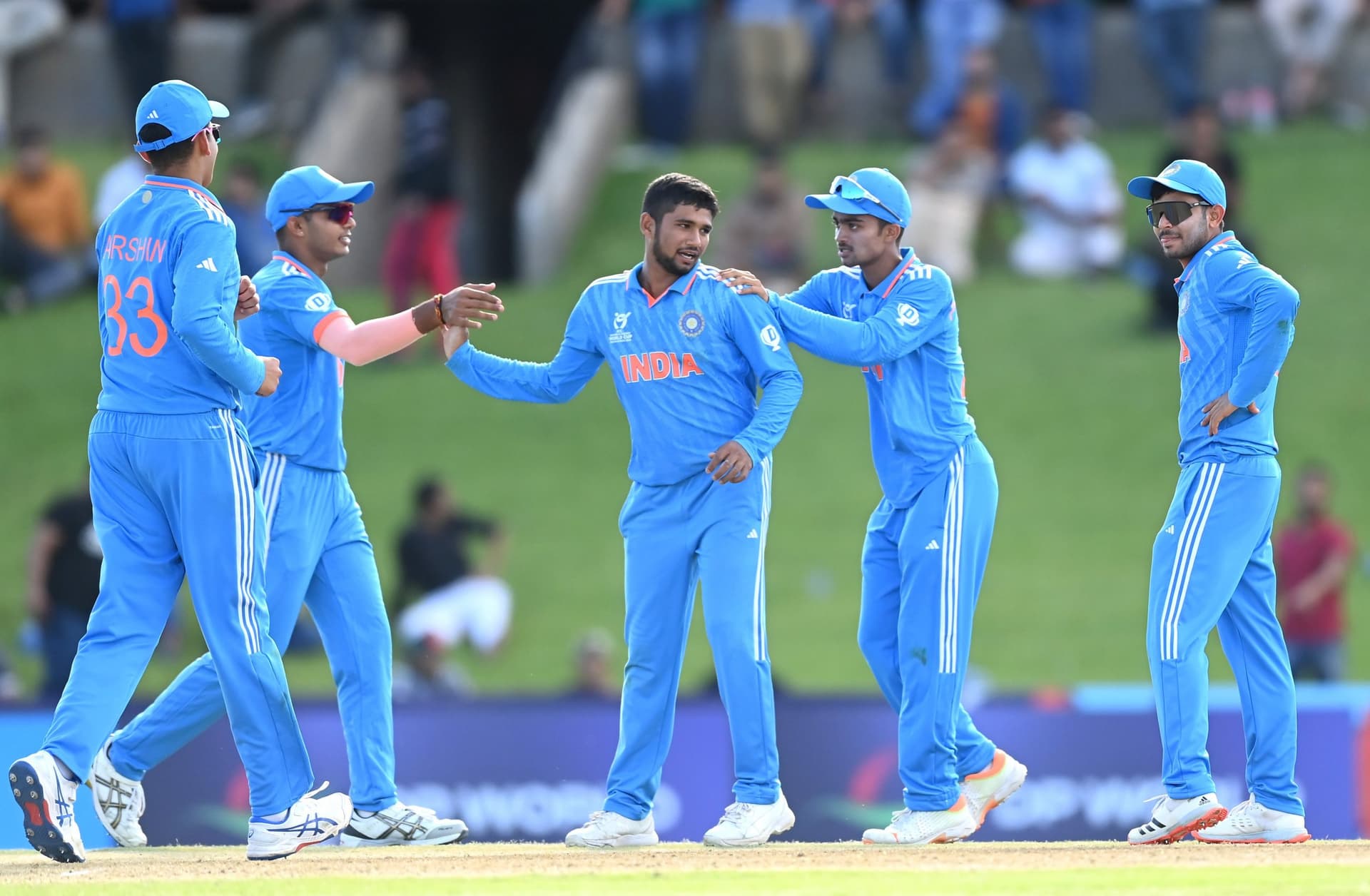India vs Bangladesh ICC U-19 World Cup: भारत ने किया जीत से आगाज, बांग्लादेश पर दर्ज की बड़ी जीत India vs Bangladesh ICC U-19 World Cup: भारत ने किया जीत से आगाज, बांग्लादेश पर दर्ज की बड़ी जीत