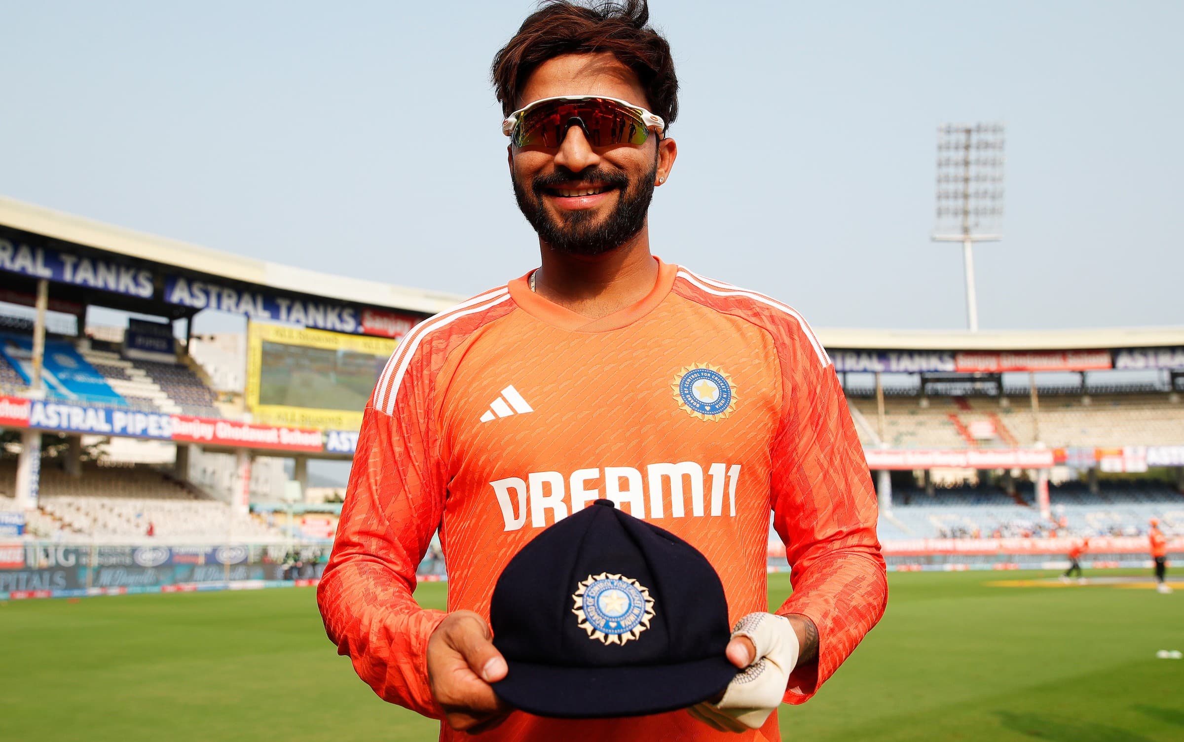 IND vs ENG: जानें कौन हैं रजत पाटीदार, जिसने टेस्ट डेब्यू में विराट कोहली को किया रिप्लेस