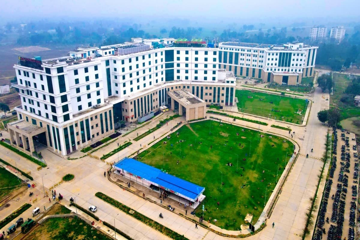 Raebareli AIIMS : पीएम मोदी आज रायबरेली एम्स का वर्चुअली करेंगे लोकार्पण, सीएम योगी भी रहेंगे मौजूद