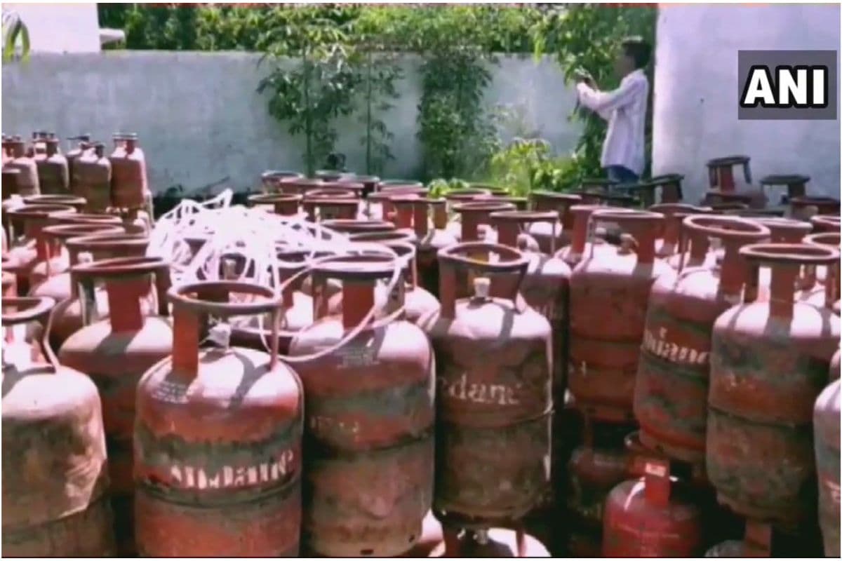 West Bengal : गैस कनेक्शन के लिये बायोमेट्रिक करवाने की न करें हड़बड़ी, सरकार ने बढ़ाई अवधि