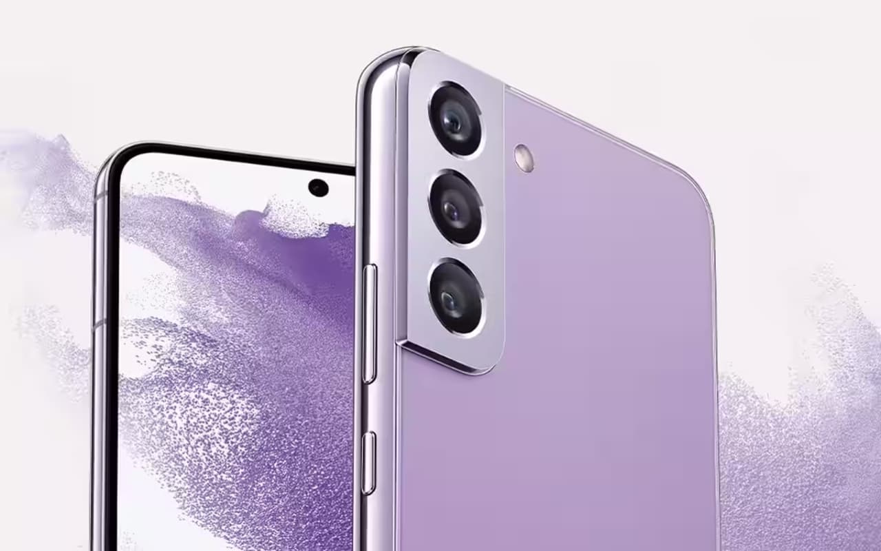 46000 रुपये सस्ता मिल रहा Samsung का स्मार्टफोन Galaxy S22, एक्सचेंज की जरूरत नहीं, बुकिंग पर मिल रहा ऑफर