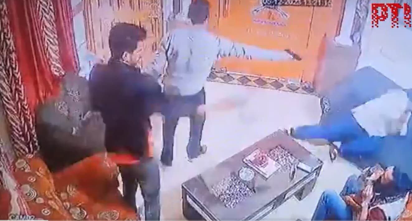 सुखदेव सिंह गोगामेड़ी हत्याकांड मामले में पहली गिरफ्तारी, पुलिस ने शूटर को मदद करने वाले शख्स को दबोचा