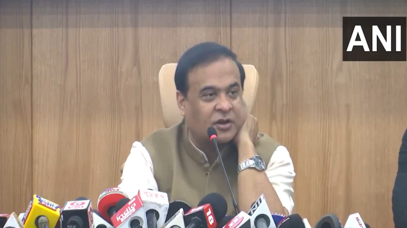'अयोध्या का निमंत्रण ठुकराकर कांग्रेस ने पापों से मुक्त होने का अवसर गंवाया', हिमंत बिस्वा सरमा ने कसा तंज