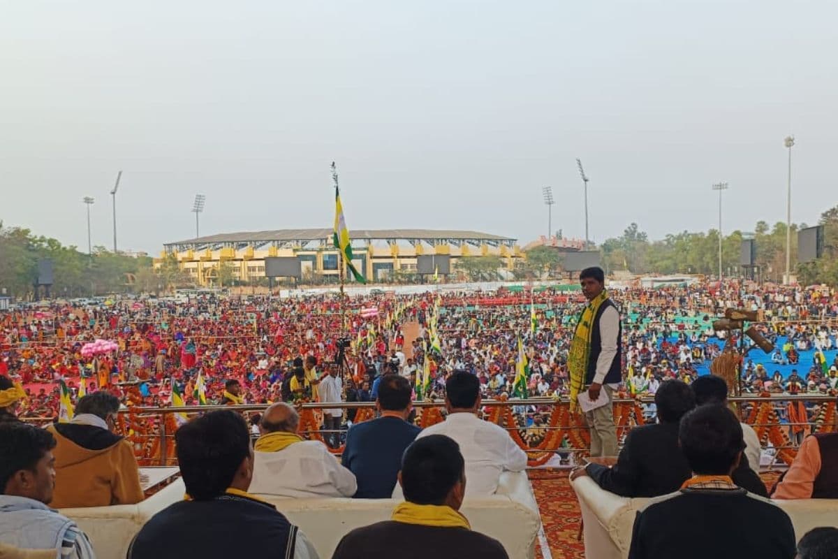 Hunkar Maharally In Ranchi: लोकसभा चुनाव से पहले कुड़मी समाज ने दिखायी ताकत, बीजेपी व कांग्रेस पर साधा निशाना
