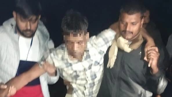 Agra News: पशुपालक की हत्या करने वाले बदमाशों की पुलिस के साथ हुई मुठभेड़, 4 गिरफ्तार