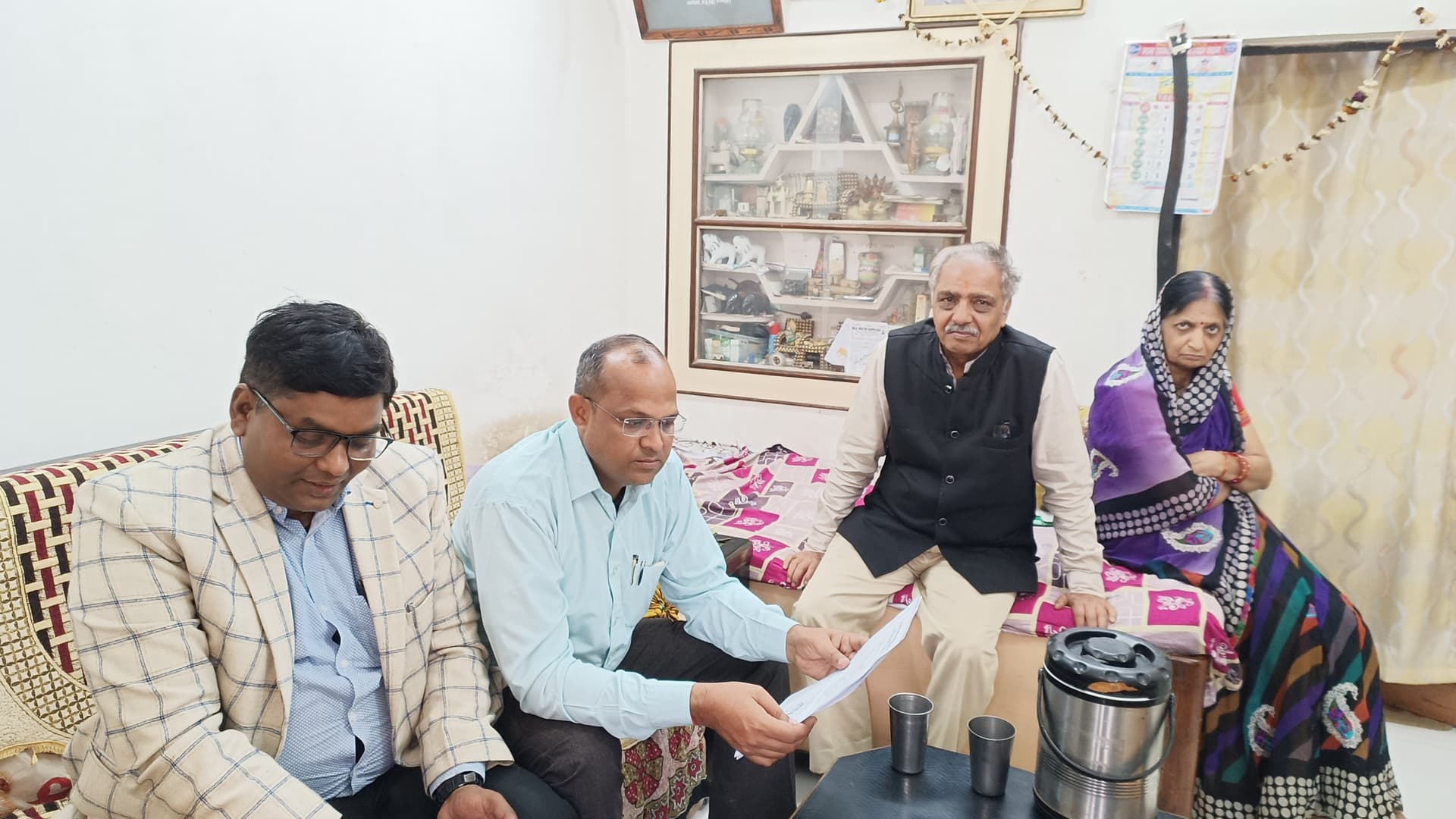 ' इसमें बच्ची जैसी फीलिंग नहीं ', कहकर दूसरी मां ने बालगृह में रहने वाली बच्ची को बेटी मानने से किया इंकार