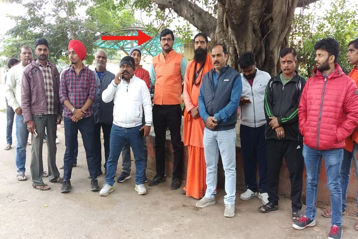 झारखंड : मुख्यमंत्री को काला झंडा दिखाने पर हिरासत में भाजमो युवा के जिलाध्यक्ष