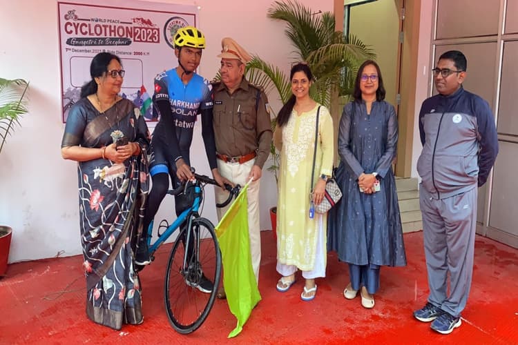 झारखंड : गंगोत्री से देवघर तक साइकिल यात्रा करने वाले पहले भारतीय बनेंगे 12 साल के सुतत्व रिजु
