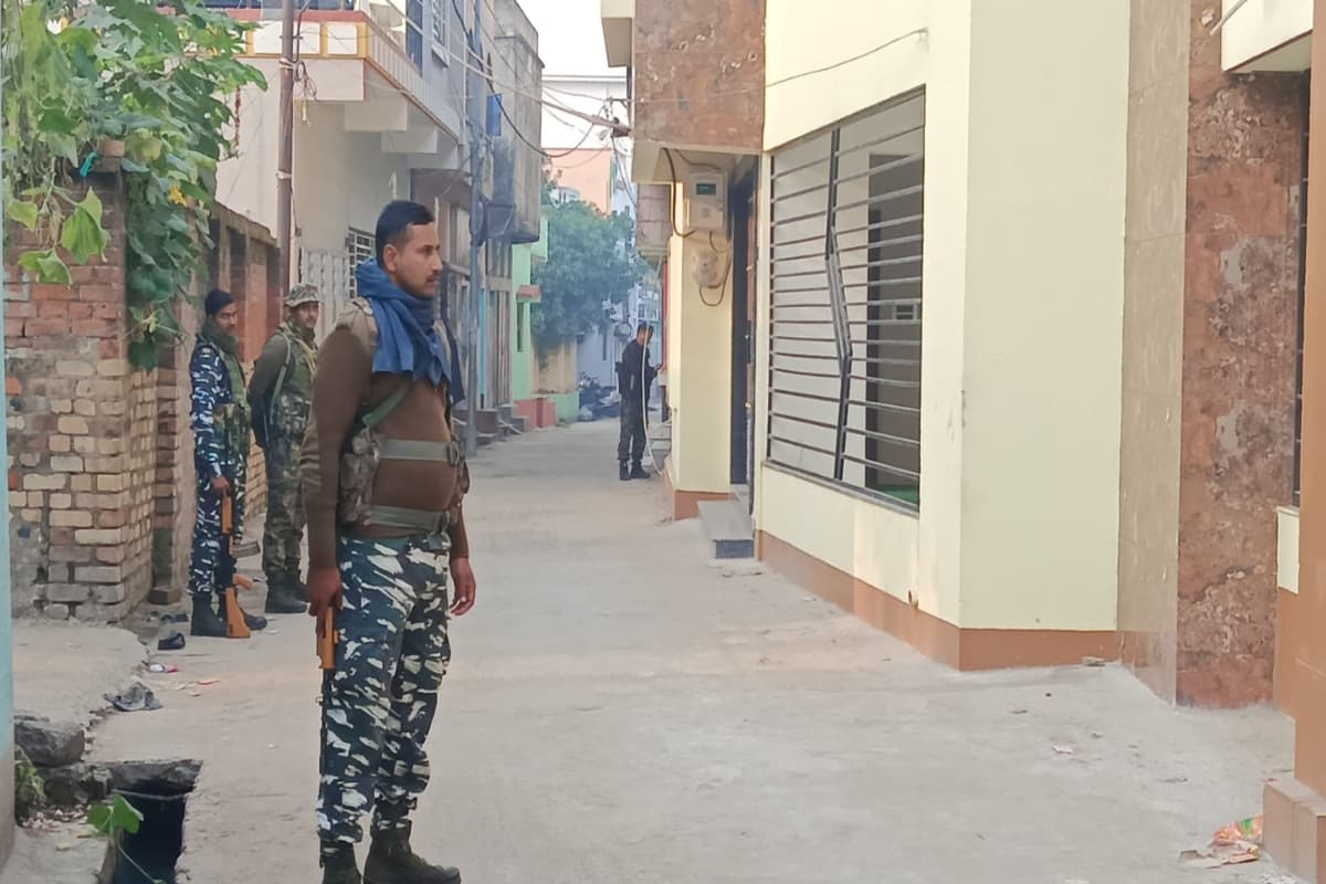 Income Tax Raid: TMC के पूर्व विधायक सोहराब अली और व्यवसायी सैयद इम्तियाज के ठिकानों पर आईटी का छापा