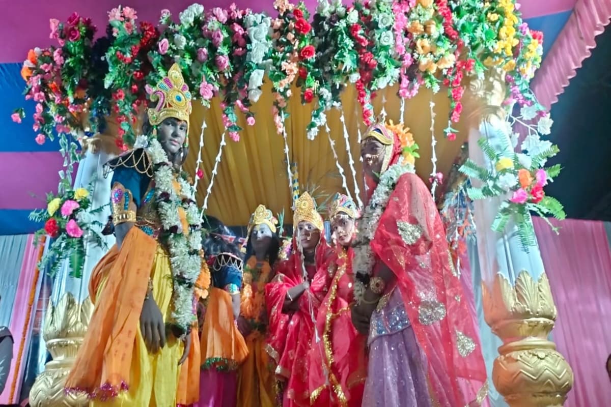 PHOTOS: सारठ में निकली भव्य बारात, हुआ राम-सीता का विवाह