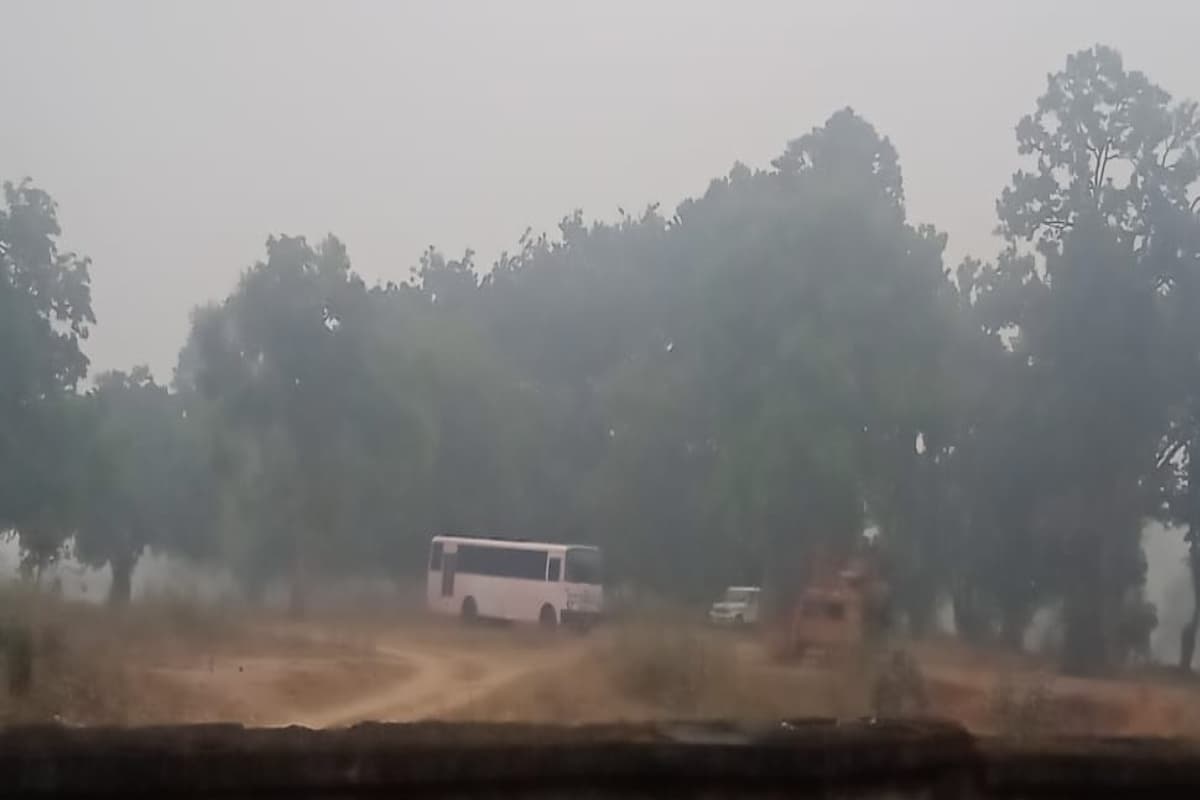 Naxal News: बोकारो में CRPF और नक्सली के बीच मुठभेड़, 6 घंटो तक हुई फायरिंग