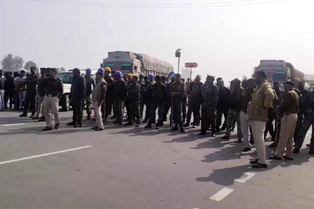 Hit and Run Law Protest: पलामू में चालकों का विरोध, जाम में फंसे मरीज समेत कई यात्री, मूकदर्शक बनी पुलिस