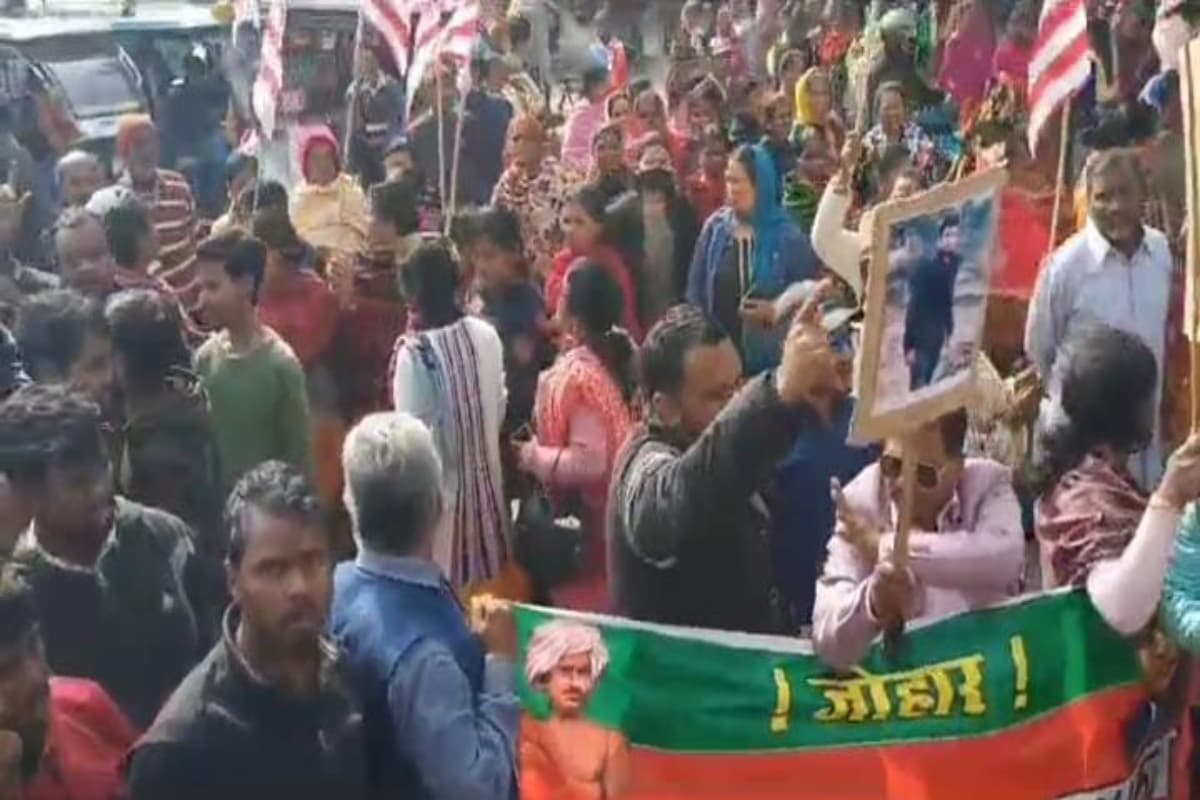 Ranchi News: हाजत में नितेश लोहरा की मौत का मामला, समाज के लोगों ने फिर जाम किया लालपुर चौक