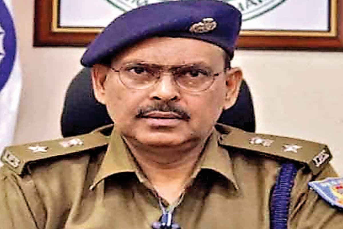 ED ऑफिस नहीं पहुंचे साहिबगंज एसपी नौशाद आलम, होनी थी पूछताछ, जानें पूरा मामला