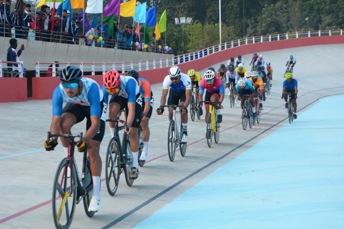 झारखंड के खिलाड़ियों ने पुरानी साइकिल्स से जीता गोल्ड, बनाया नेशनल रिकॉर्ड