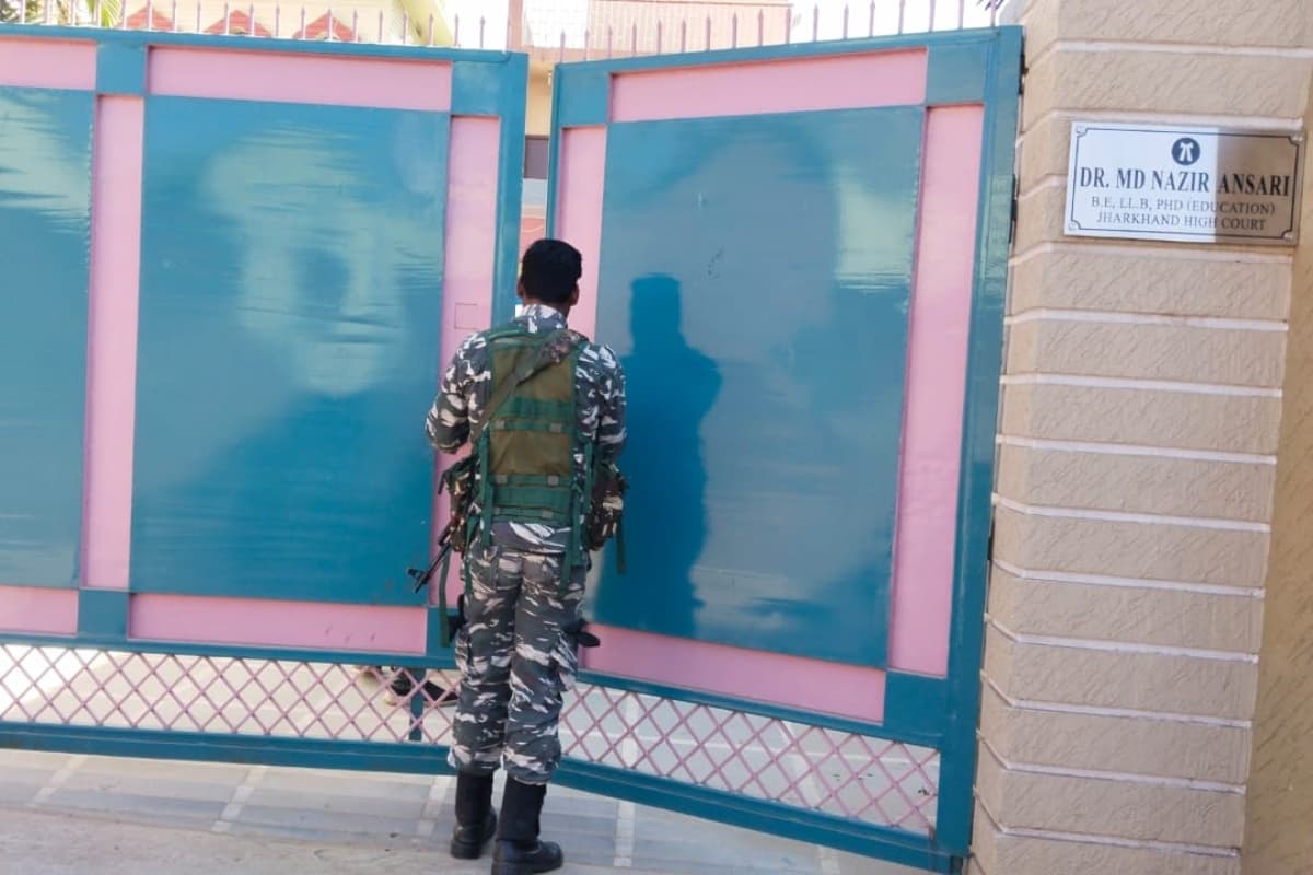 झारखंड में फिर ईडी की छापेमारी, कोयला कारोबारी इजहार अंसारी के ठिकानों पर दूसरी बार रेड